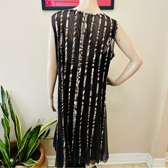 Sandra Darren Gorgeous Striped maxi dress. Sz 18 - Picture 4 of 7